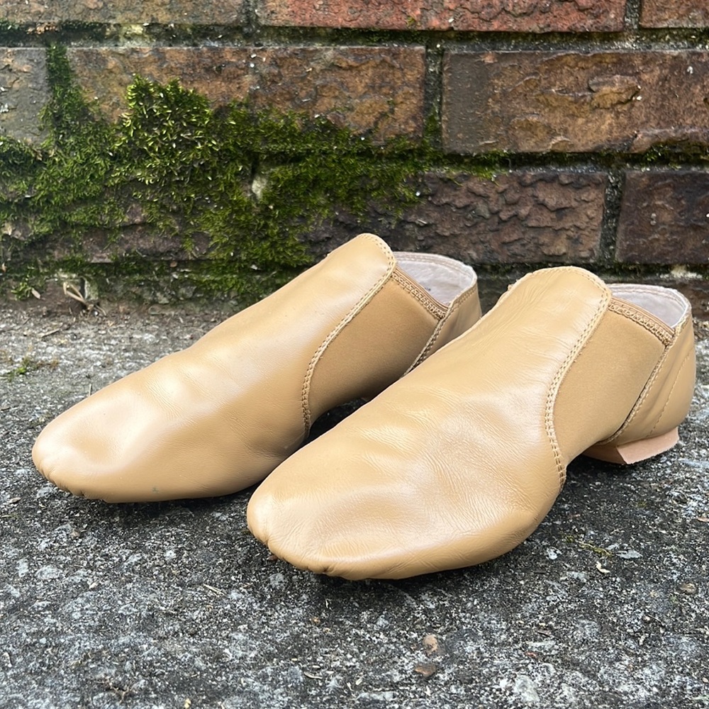 Balera B80 8.5 leather slip-on dance shoes.